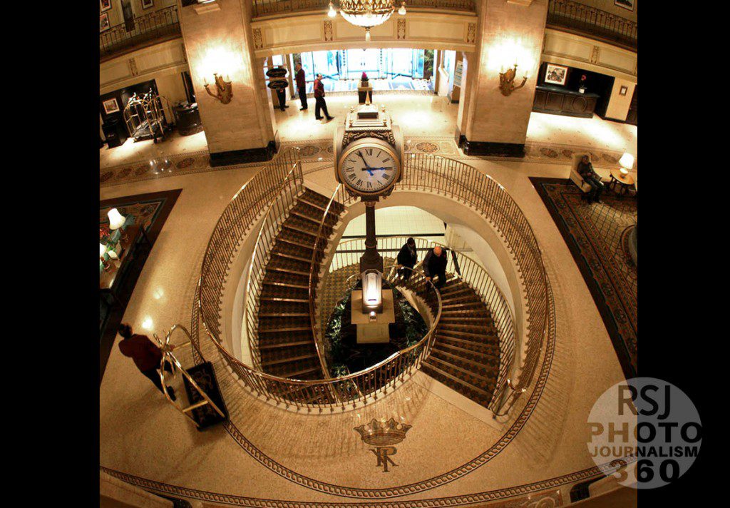 A staircase located in the lobby of Fairmont Royal York in Toronto,  Nov. 11, 2015.   Photo by Amanda Skrabucha